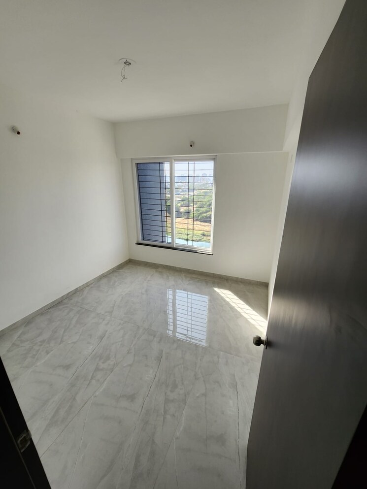 Room, rr-lunkad-66-avenue 2 Bedroom 783 Sq.Ft. Apartment In Pimple Nilakh Pune 9412077