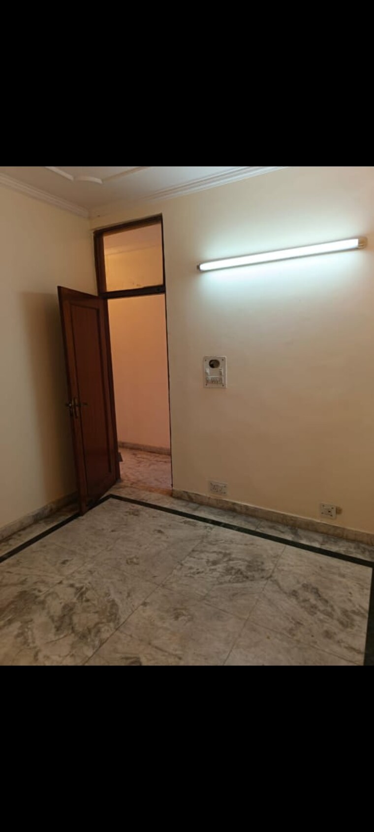 Room, khirki extension 1 Bedroom 450 Sq.Ft. Builder Floor In Khirki Extension Delhi 9412079