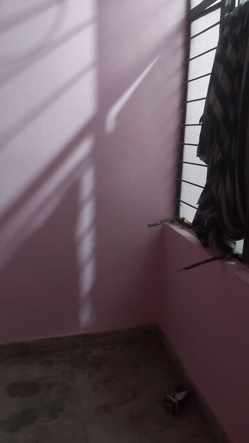 Furnished Amenities in 1 RK Builder Floor at Mayur Vihar – for Rent