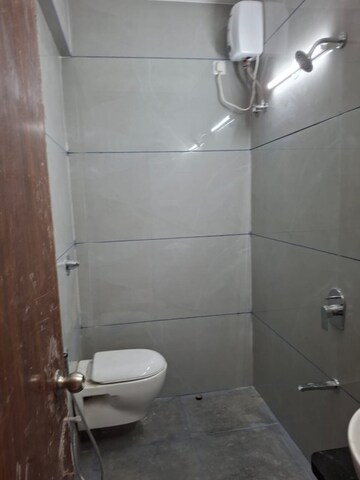 Master Bedroom in 1 BHK Apartment at Chembur – for Sale