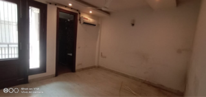 Room in 3 BHK Builder Floor at S 27 Luxury Homes, Greater Kailash – for Rent