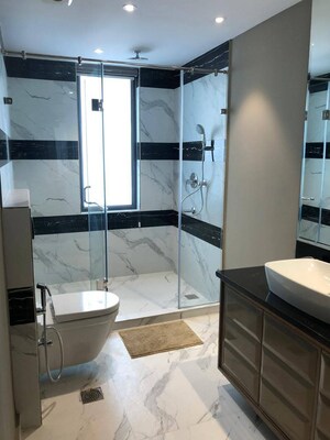 Master Bedroom in 2.5 BHK Apartment at Lotus Homz, Sector 111 – for Rent