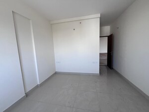 Room in 3 BHK Apartment at Monarch Aqua, Kr Puram – for Sale