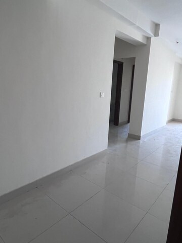 Room in 3 BHK Apartment at Monarch Aqua, Kr Puram – for Sale