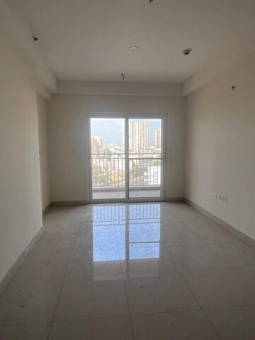 Room in 3 BHK Apartment at Monarch Aqua, Kr Puram – for Sale