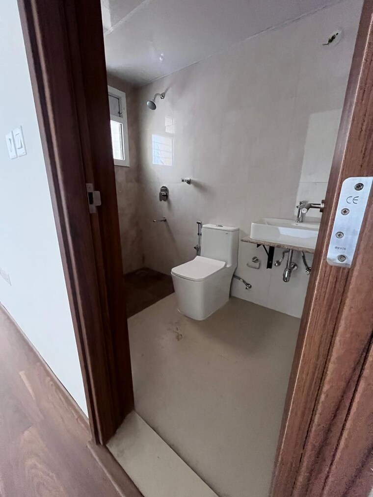 Bathroom, monarch-aqua 3 Bedroom 1291 Sq.Ft. Apartment In Kr Puram Bangalore 9412136