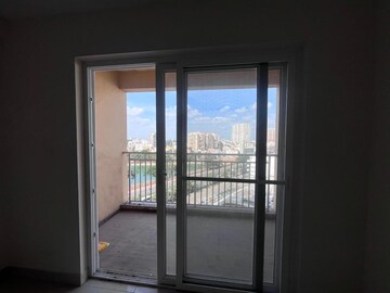 Room in 3 BHK Apartment at Monarch Aqua, Kr Puram – for Sale