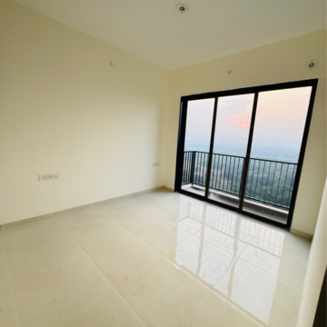 Room in 3 BHK Apartment at Runwal My City Phase II Cluster 05, Usarghar Gaon – for Rent