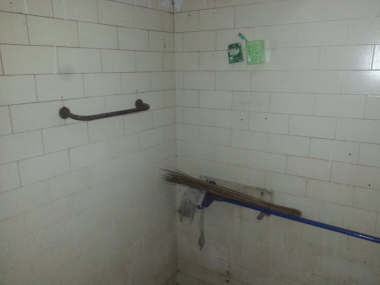 Bathroom, rt nagar 1 RK 570 Sq.Ft. Independent House In Rt Nagar Bangalore 9412146