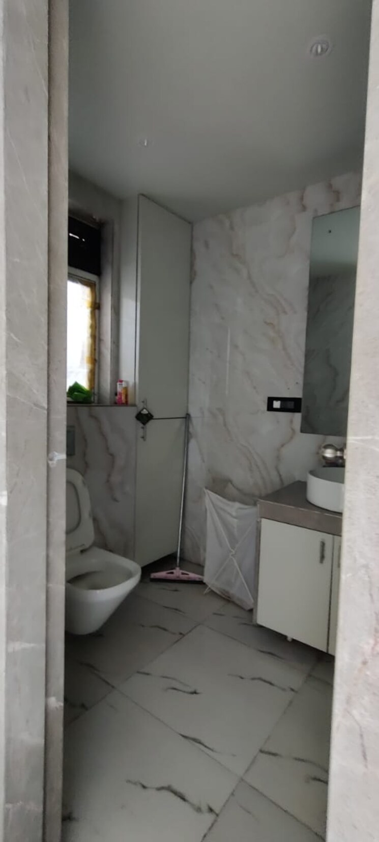 Bathroom, enpar-lotus-residency 3 Bedroom 1900 Sq.Ft. Apartment In Lower Parel Mumbai 9412150