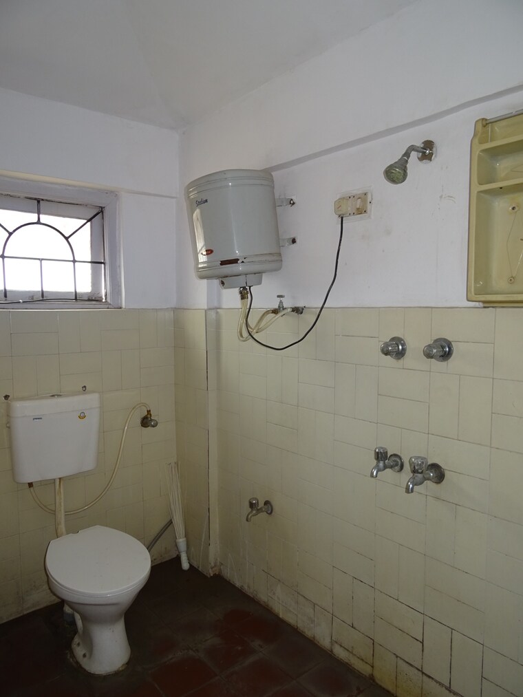 Bathroom, ganga nagar 1 RK 570 Sq.Ft. Independent House In Ganga Nagar Bangalore 9412151