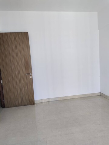 2 BHK Apartment For Rent in Lodha Venezia, Parel