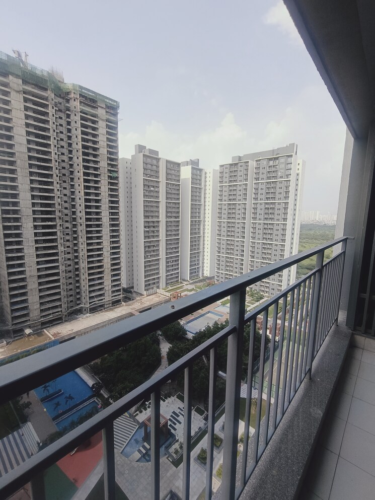 Balcony, godrej-woods 4 Bedroom 2259 Sq.Ft. Apartment In Sector 43 Noida 9412193