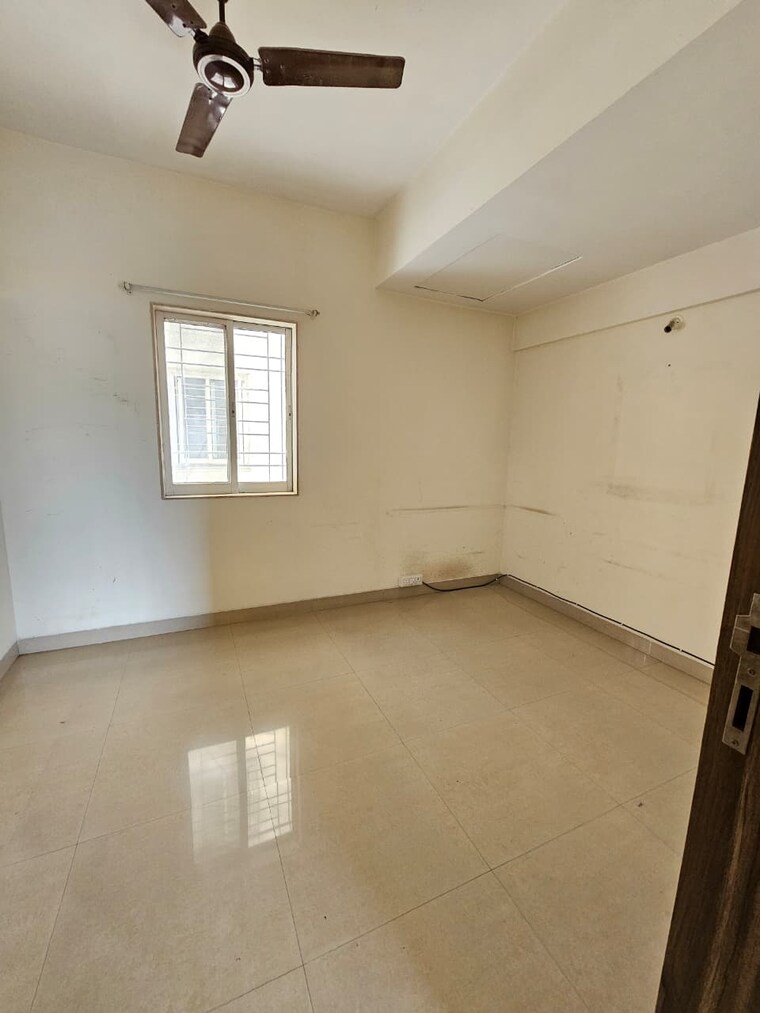 Room, brahma-suncity-platinum 3.5 Bedroom 2000 Sq.Ft. Apartment In Wadgaon Sheri Pune 9412197