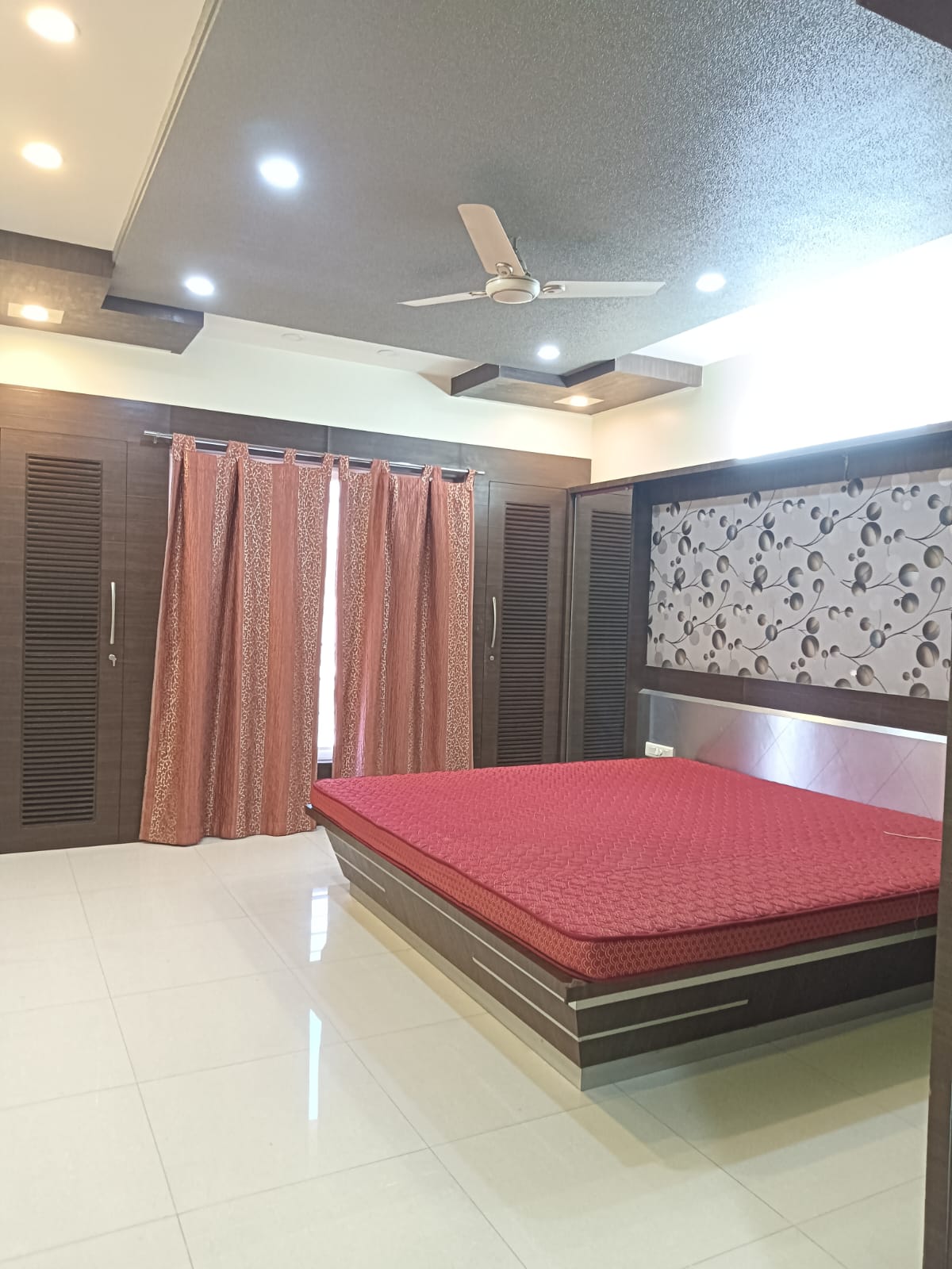 2 BHK + Extra Room Apartment For Rent in Panchshil Satellite Towers