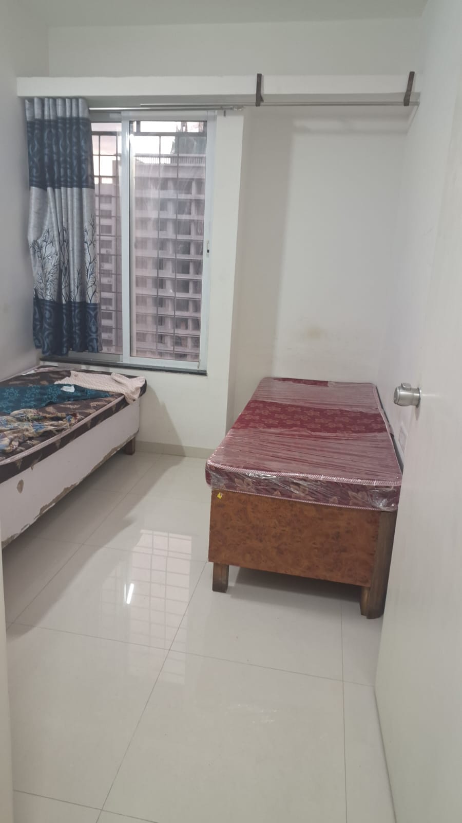 2 BHK Apartment For Rent in Kohinoor Zen Estate
