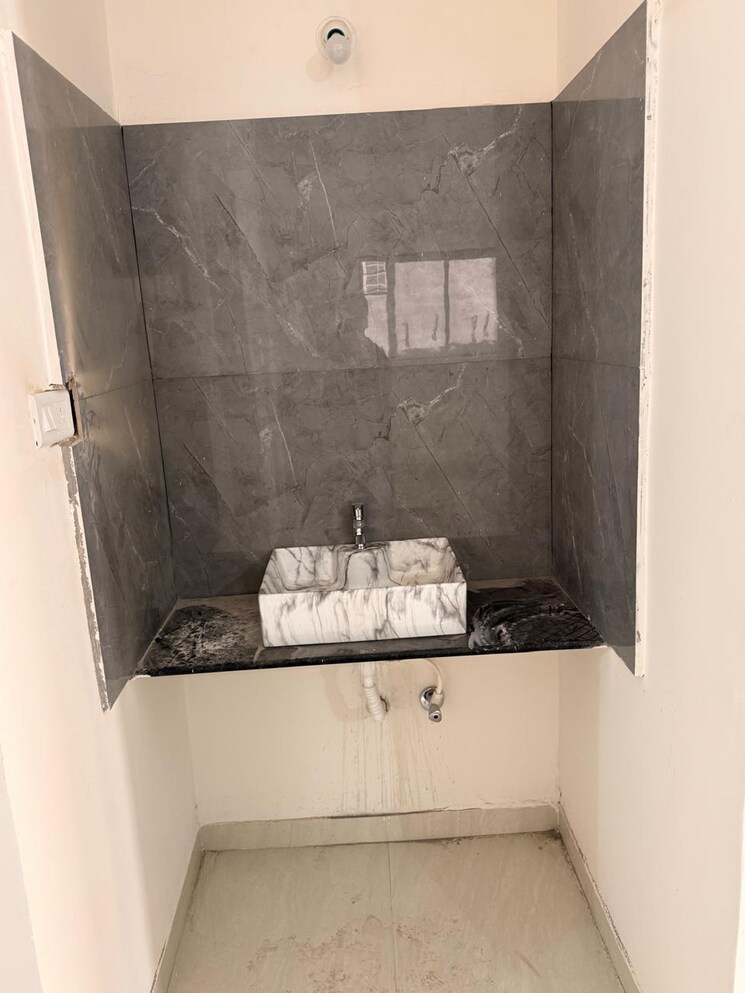 Bathroom, majestique-towers 2 Bedroom 800 Sq.Ft. Apartment In Kharadi Pune 9412213