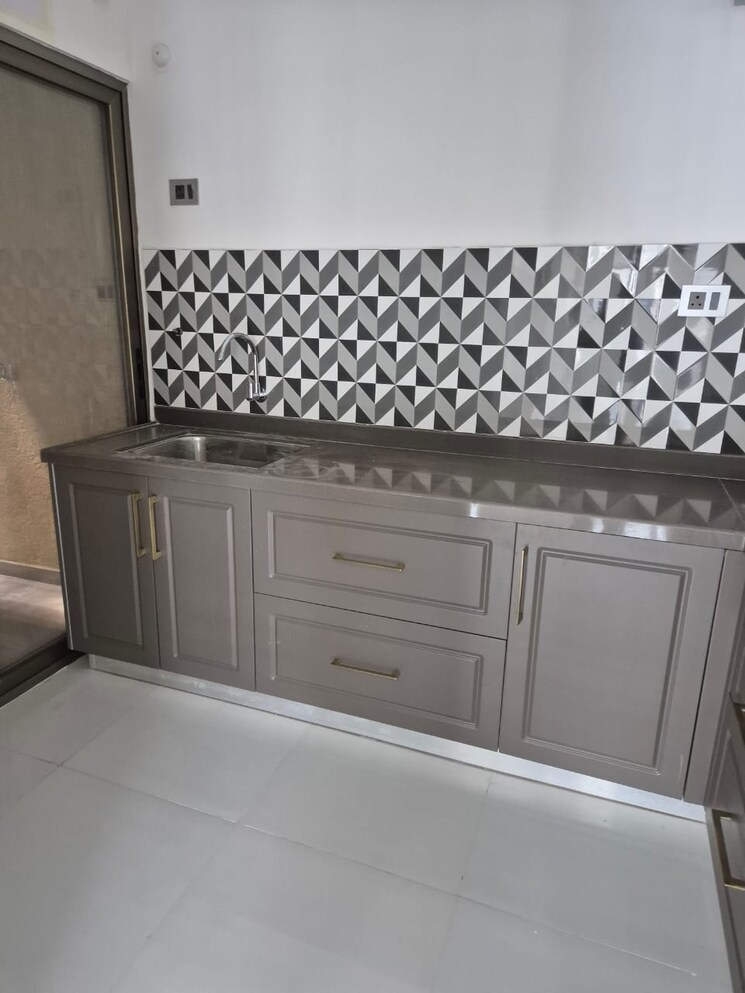 Kitchen, majestique-towers 2 Bedroom 800 Sq.Ft. Apartment In Kharadi Pune 9412213