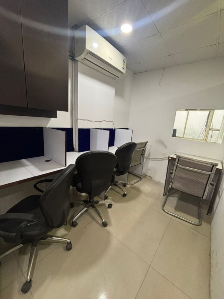 Team Area, nirman vihar Commercial Office Space 786 Sq.Ft. In Nirman Vihar Delhi 9412215