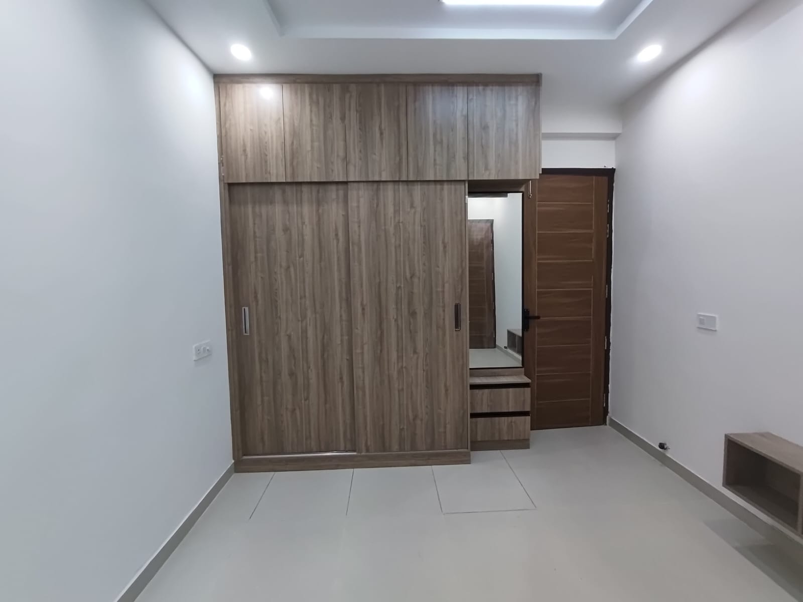 3 BHK + Pooja Room Apartment For Sale in Kavyansh Real Estate 