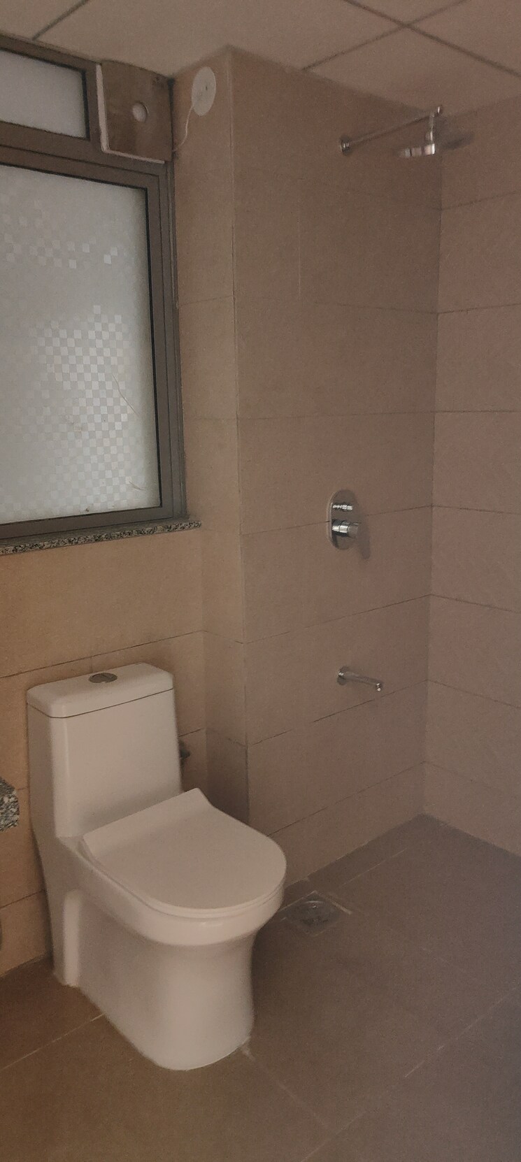 Bathroom, kalpataru-immensa 3 Bedroom 1300 Sq.Ft. Apartment In Kolshet Road Thane 9412251