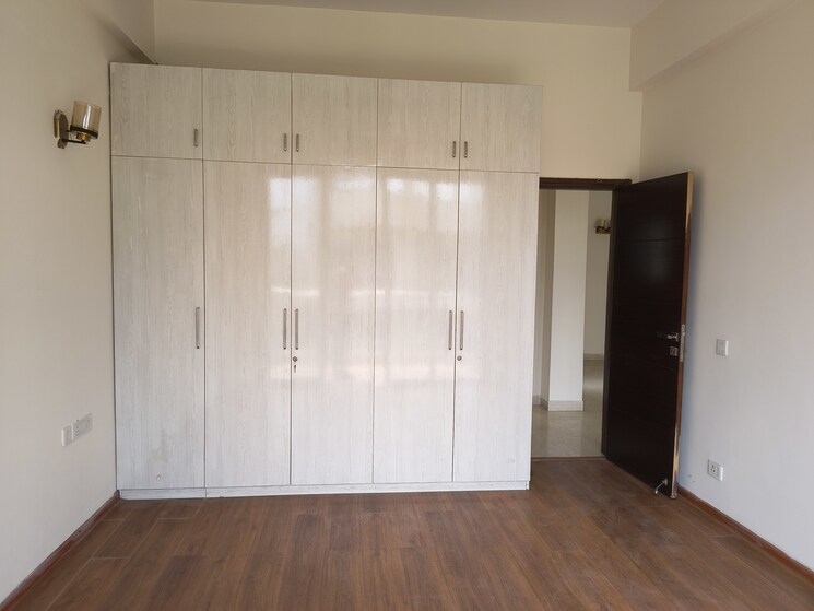 Master Bedroom, puri-emerald-bay 2 Bedroom 1700 Sq.Ft. Apartment In Sector 104 Gurgaon 9412252