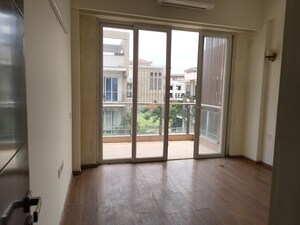 Room in 2 BHK Apartment at Puri Emerald Bay, Sector 104 – for Sale