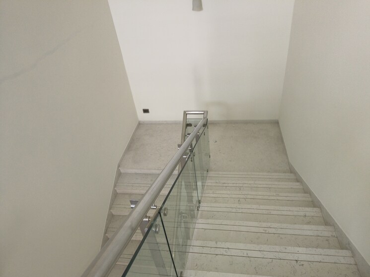 undefined, sobha-international-city-phase-1 5 Bedroom 5000 Sq.Ft. Villa In Sector 109 Gurgaon 9412275