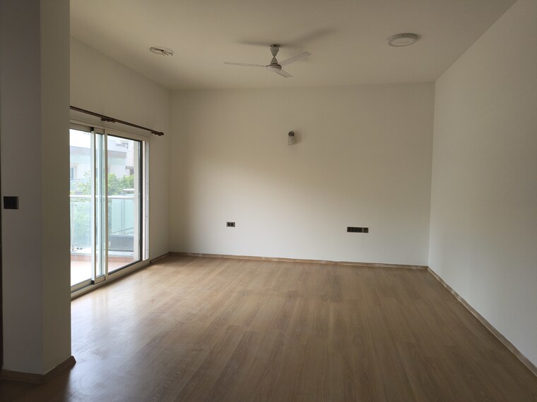 Bedroom, sobha-international-city-phase-1 5 Bedroom 5000 Sq.Ft. Villa In Sector 109 Gurgaon 9412275
