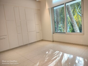 Room in 1 BHK Apartment at Parekh Celeste, Goregaon West – for Rent