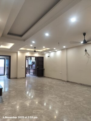 3 BHK Apartment For Rent in Sahridaya Apartments, Paschim Vihar