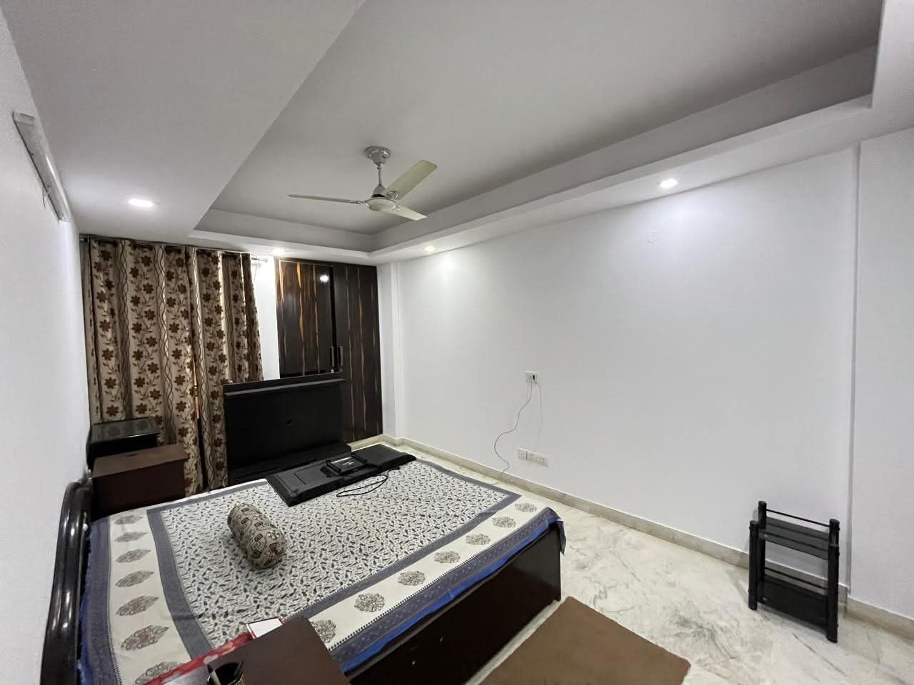 3 BHK + Pooja Room Builder Floor For Sale in Baba Colony