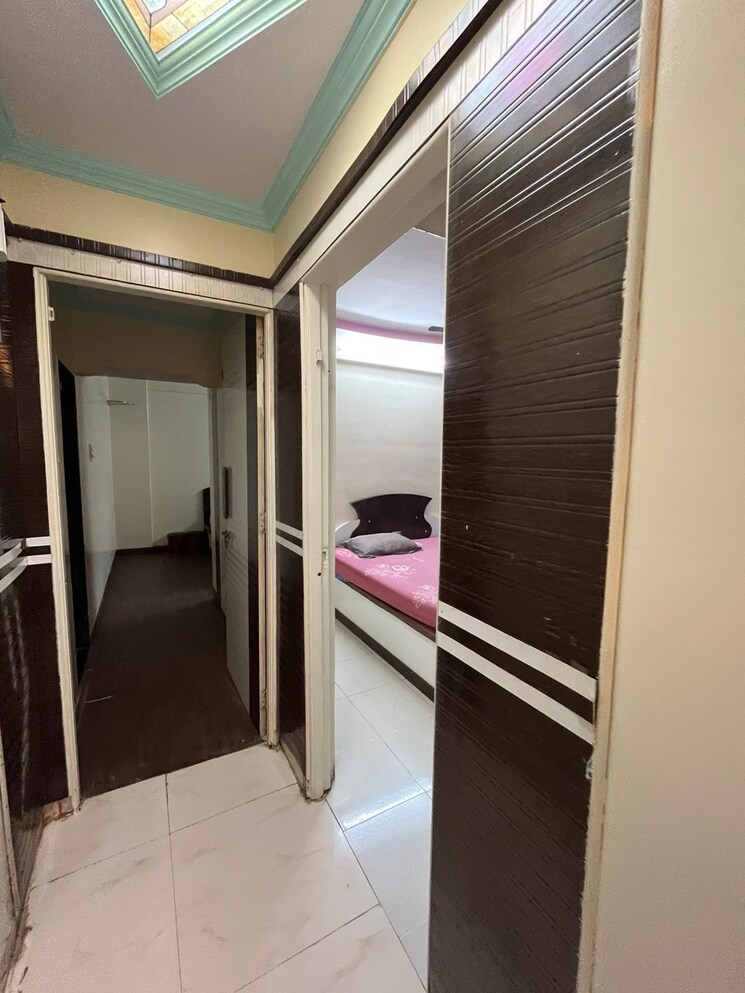 undefined, shiv-om-chs 2 Bedroom 1000 Sq.Ft. Apartment In Chandivali Mumbai 9412326