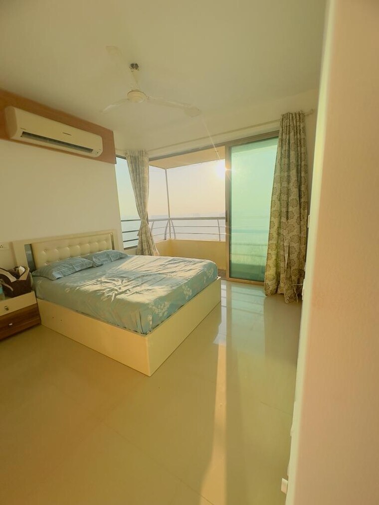 Bedroom, lake-home 3 Bedroom 1188 Sq.Ft. Apartment In Powai Mumbai 9412340