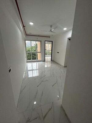 2 BHK Apartment For Rent in Nahar Amaryllis Towers and Plaza, Chandivali