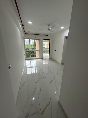 2 BHK Apartment For Rent in Nahar Amaryllis Towers and Plaza, Chandivali