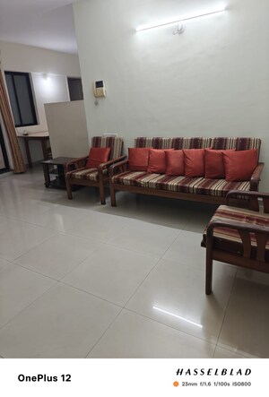 Living Room in 3 BHK Apartment at Karve Nagar – for Rent