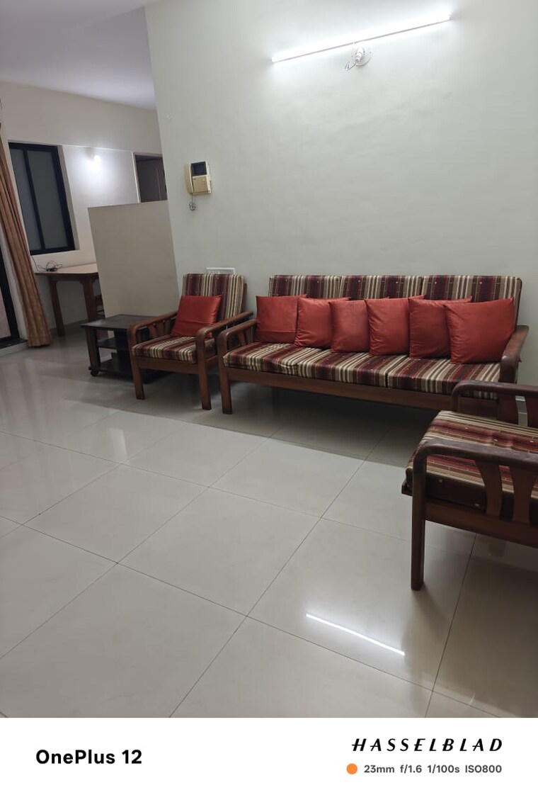 Living Room, karve nagar 3 Bedroom 1100 Sq.Ft. Apartment In Karve Nagar Pune 9412361