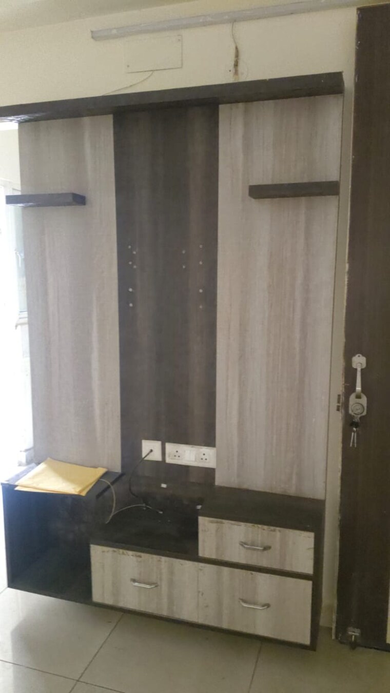 Bathroom, mahagun-mywoods 3 Bedroom 1225 Sq.Ft. Apartment In Sector 16c Greater Noida Greater Noida 9412365