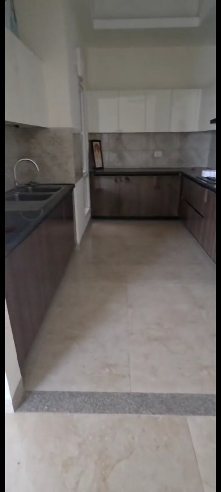 Kitchen, wave city 4 Bedroom 2385 Sq.Ft. Apartment In Wave City Ghaziabad 9412372