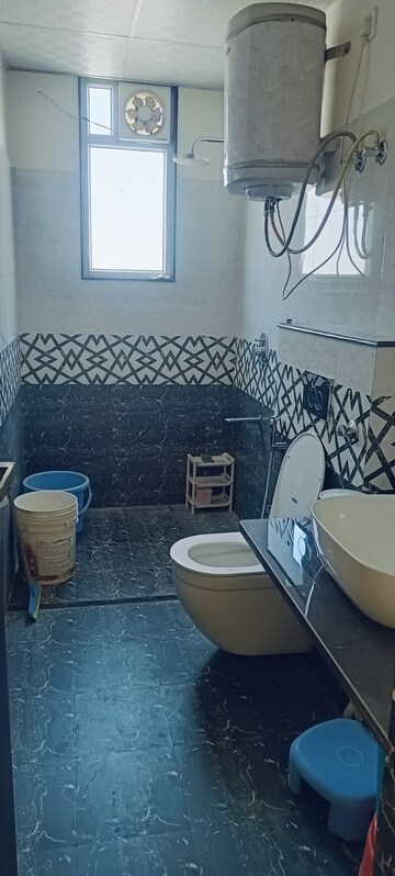 Team Area in 3 BHK Apartment at JND Greens, Tonk Road – for Rent