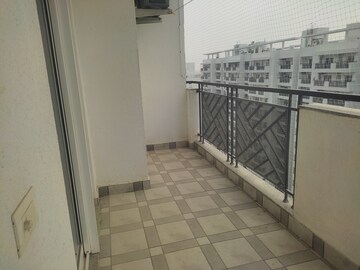 Balcony in 3 BHK Builder Floor at Central Park Flower Valley Aqua Front Towers, Sohna Sector 33 – for Rent