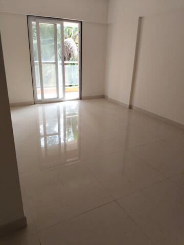 Room in 1 BHK Apartment at Godrej Boulevard, Manjari – for Rent