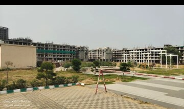 3 BHK Builder Floor For Sale in Signature Global City 93, Sector 93