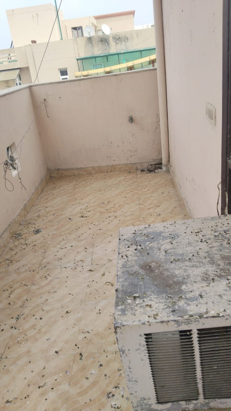 Room, swaran-villa-friends-apartments 3 Bedroom 2350 Sq.Ft. Apartment In Sector 52 Gurgaon 9412445