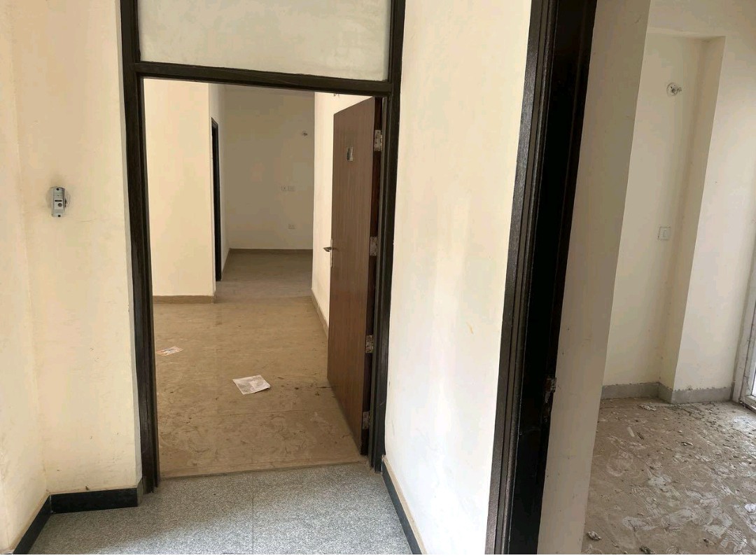 3 BHK + Servant Room Apartment For Sale in Orris Aster Court Premier