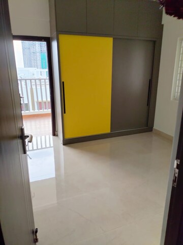 Room in 2 BHK Apartment at Lakshmis Emperia, Miyapur – for Rent