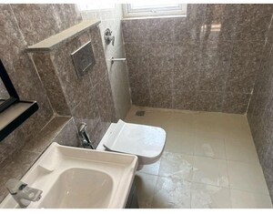 Bathroom in 3 BHK Apartment at Umang Winter Hills, Sector 77 – for Rent