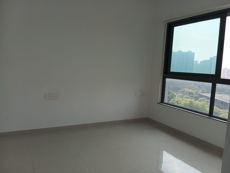 Room, kalpataru-immensa 2 Bedroom 600 Sq.Ft. Apartment In Kolshet Road Thane 9412576