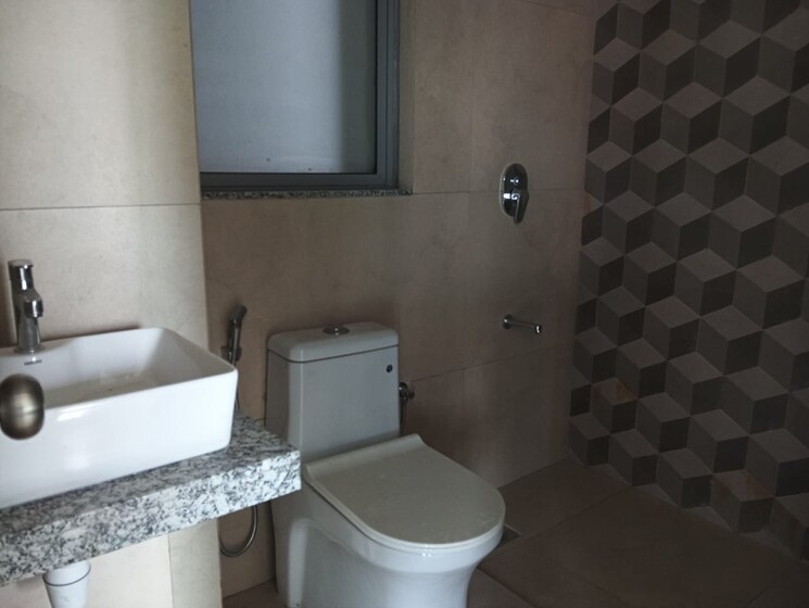 Bathroom, kalpataru-immensa 2 Bedroom 600 Sq.Ft. Apartment In Kolshet Road Thane 9412576